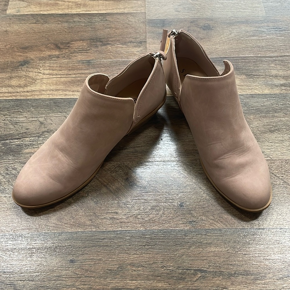 Pink low cut booties | Size 8